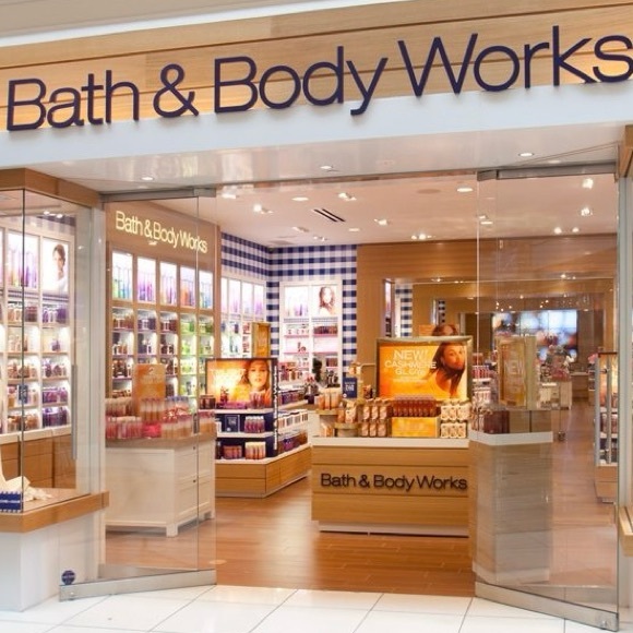 NWT Bath & Body Works Woodlands Body Cream - Picture 3 of 3